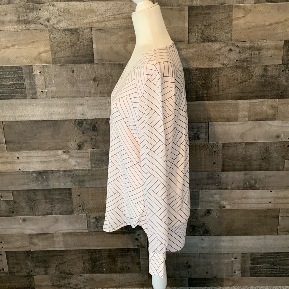 Ann Taylor Long Sleeve Top Size M - Picture 4 of 16